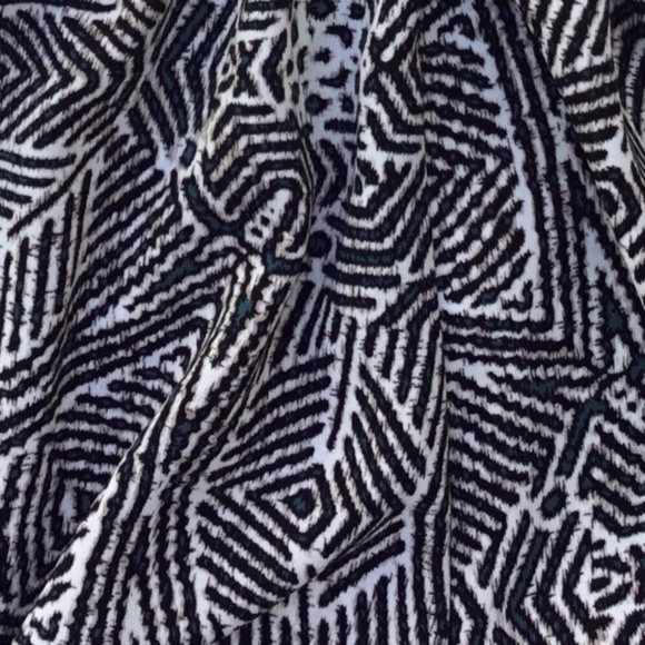 Fio Fio Cold Shoulder Tribal Print Festival Romper - Picture 5 of 7